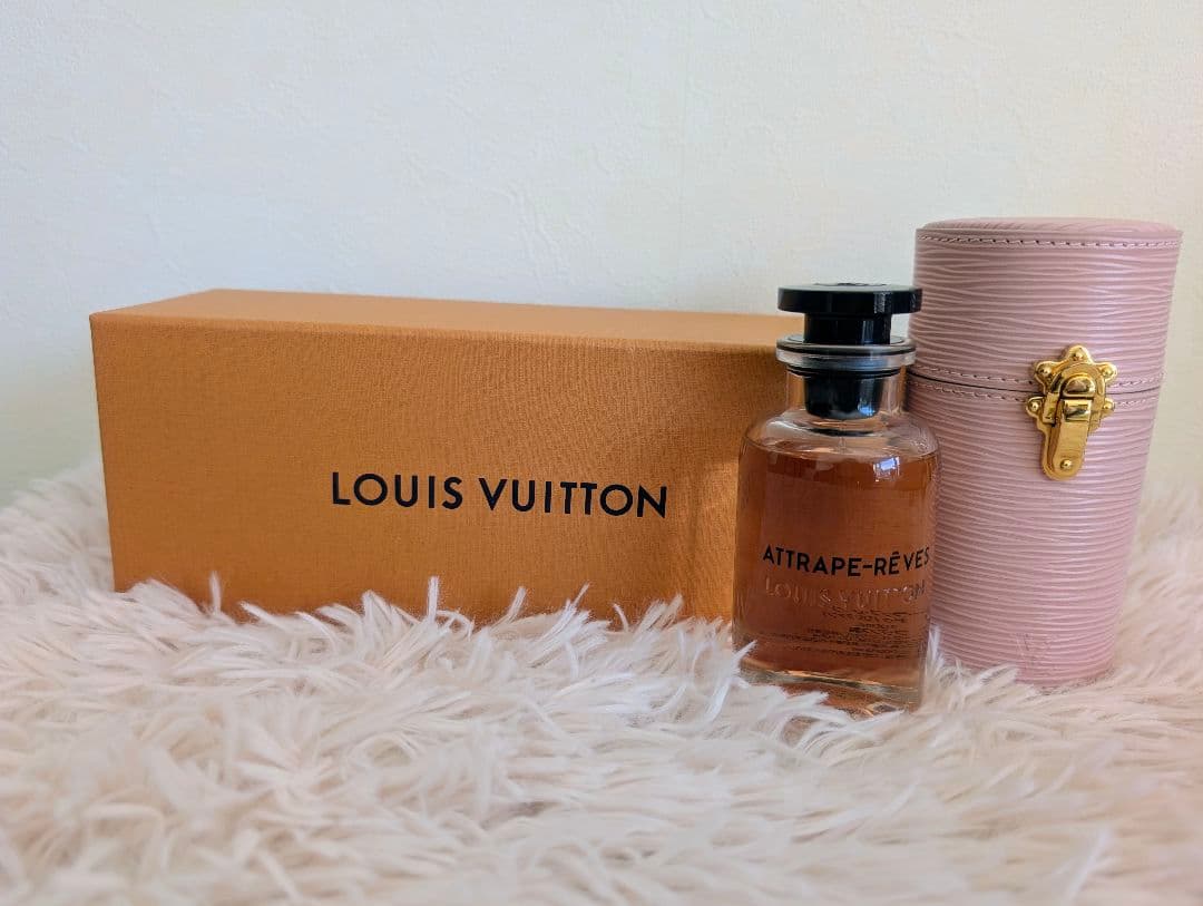 新品同様！ルイヴィトン エピ香水ケース+アトラップ・レーブ100mL