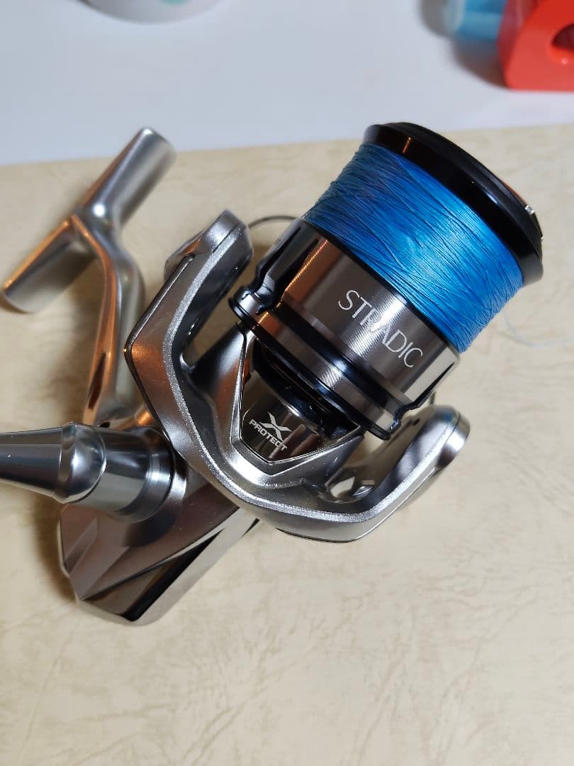 美品　シマノ 19ストラディックC3000ＨＧ バリバスPEライン付