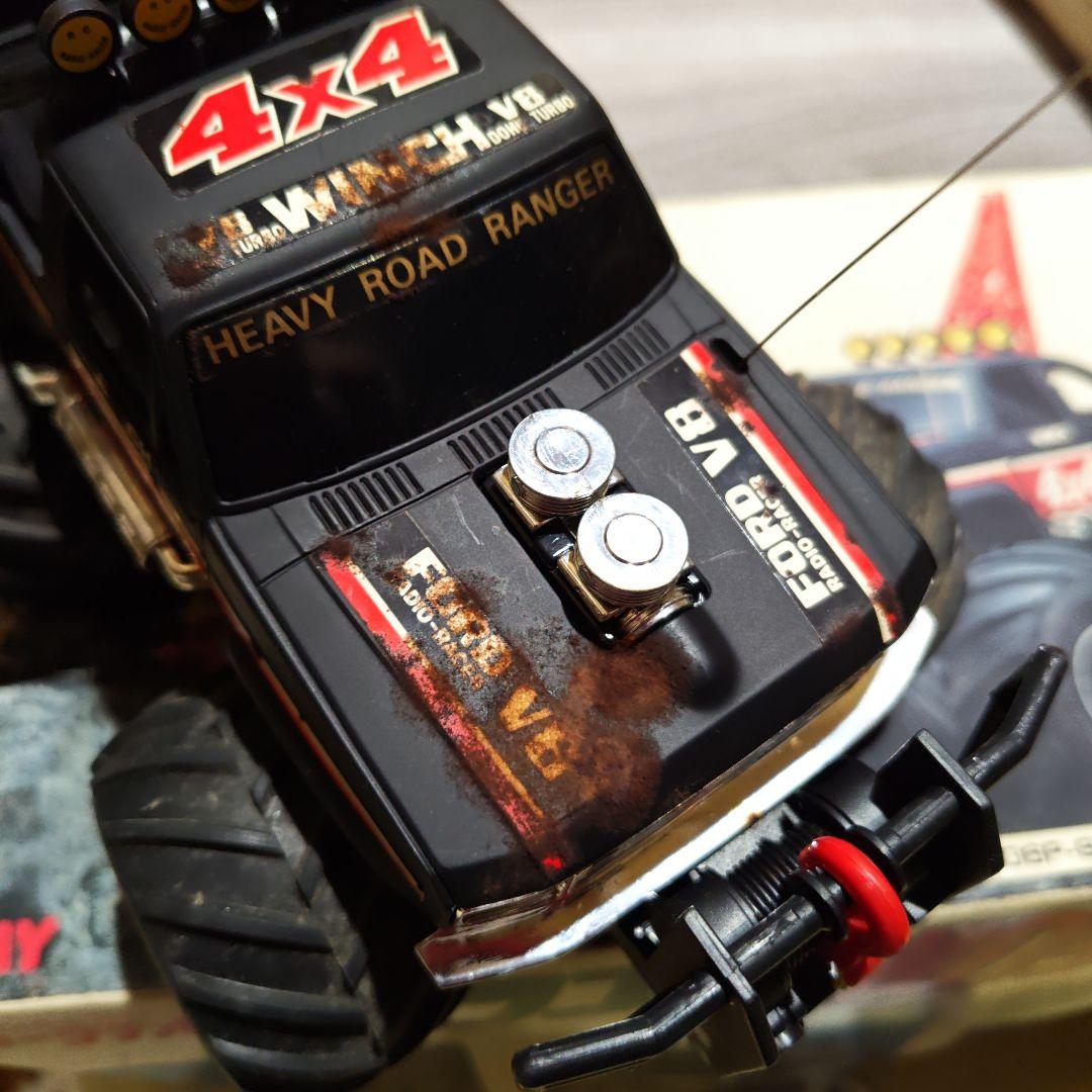 TOMY 4WDラジオレーサー