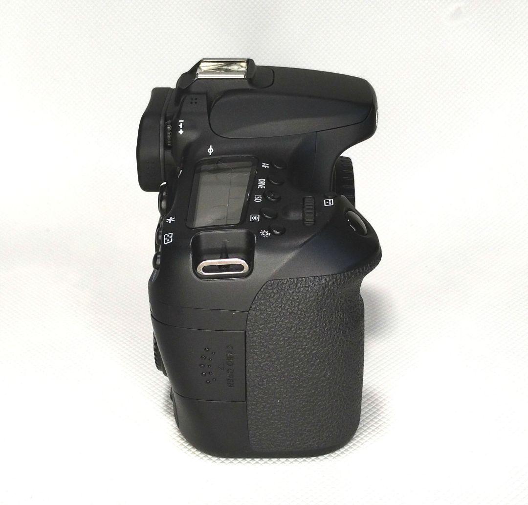 【匿名配送】キヤノン デジタル一眼レフ カメラ EOS70D ボディ