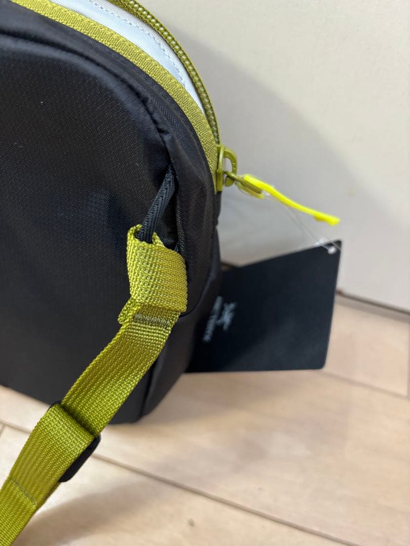 【新品】Arc'teryx ヒリアド6 クロスボディバッグ