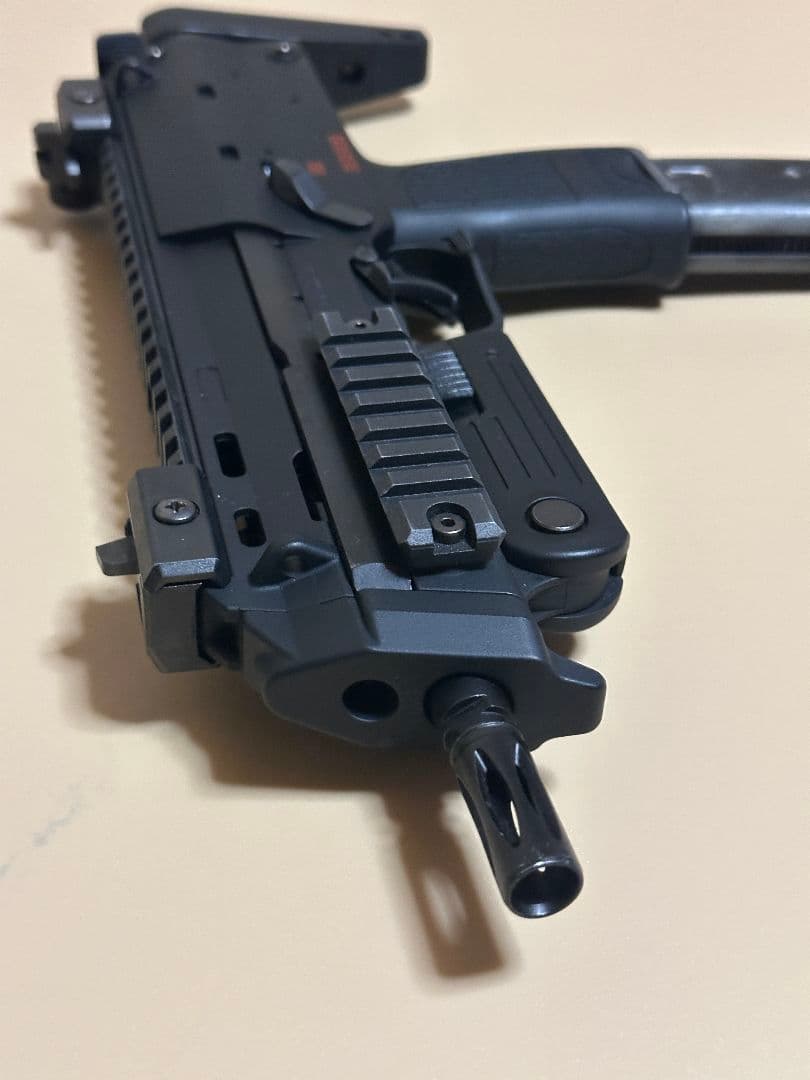 【タイムセール/美品】MP7A1 ガスブローバックエアガン　ブラック