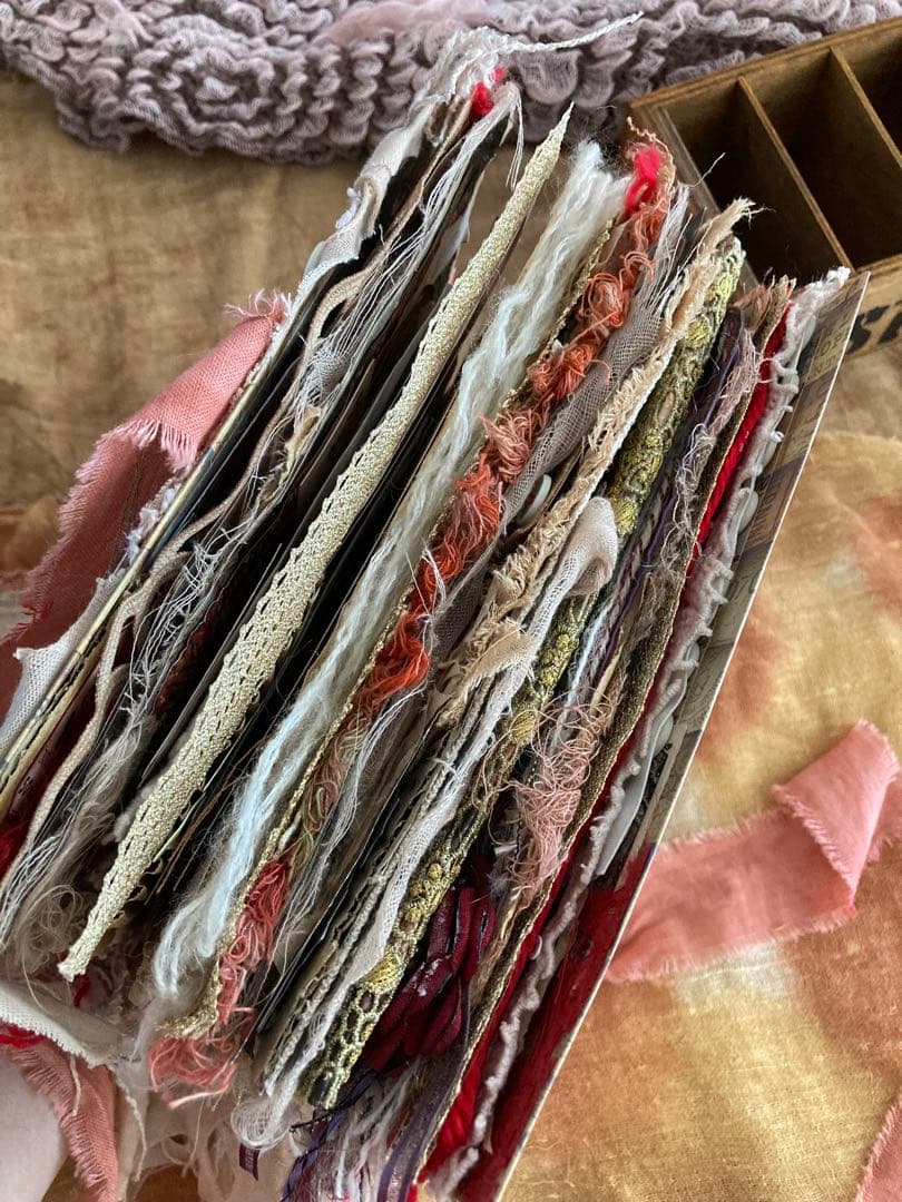 Xmasセット　ジャンクジャーナル　ティムホルツ　エンボスペーパー　インド刺繍