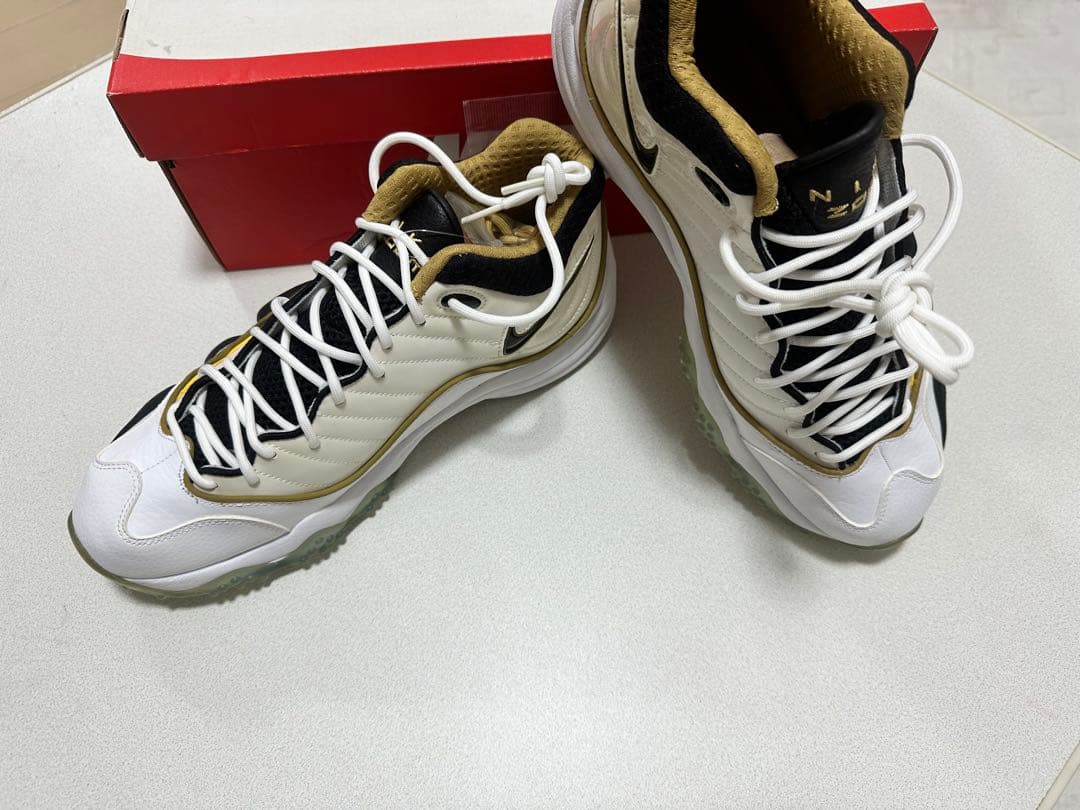 【新品未使用】エアーズームフライトZOOM UPTEMPO V PREMIUM