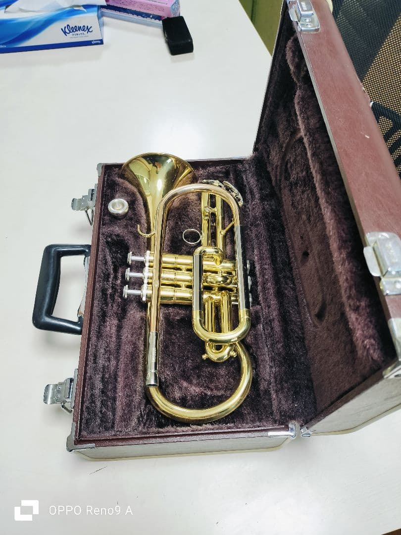 YCR-2330 ゴールドトランペット ケース付き