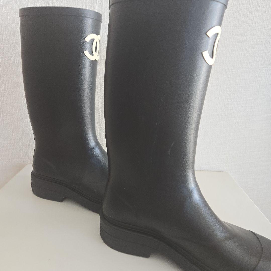 CHANEL 人気レインブーツ保証書　ショッパー箱リボン保存袋付き入手困難品３６