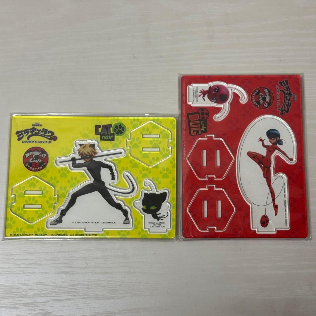 ミラキュラス レディバグ シャノワール アクスタ ミラキュラスカフェ