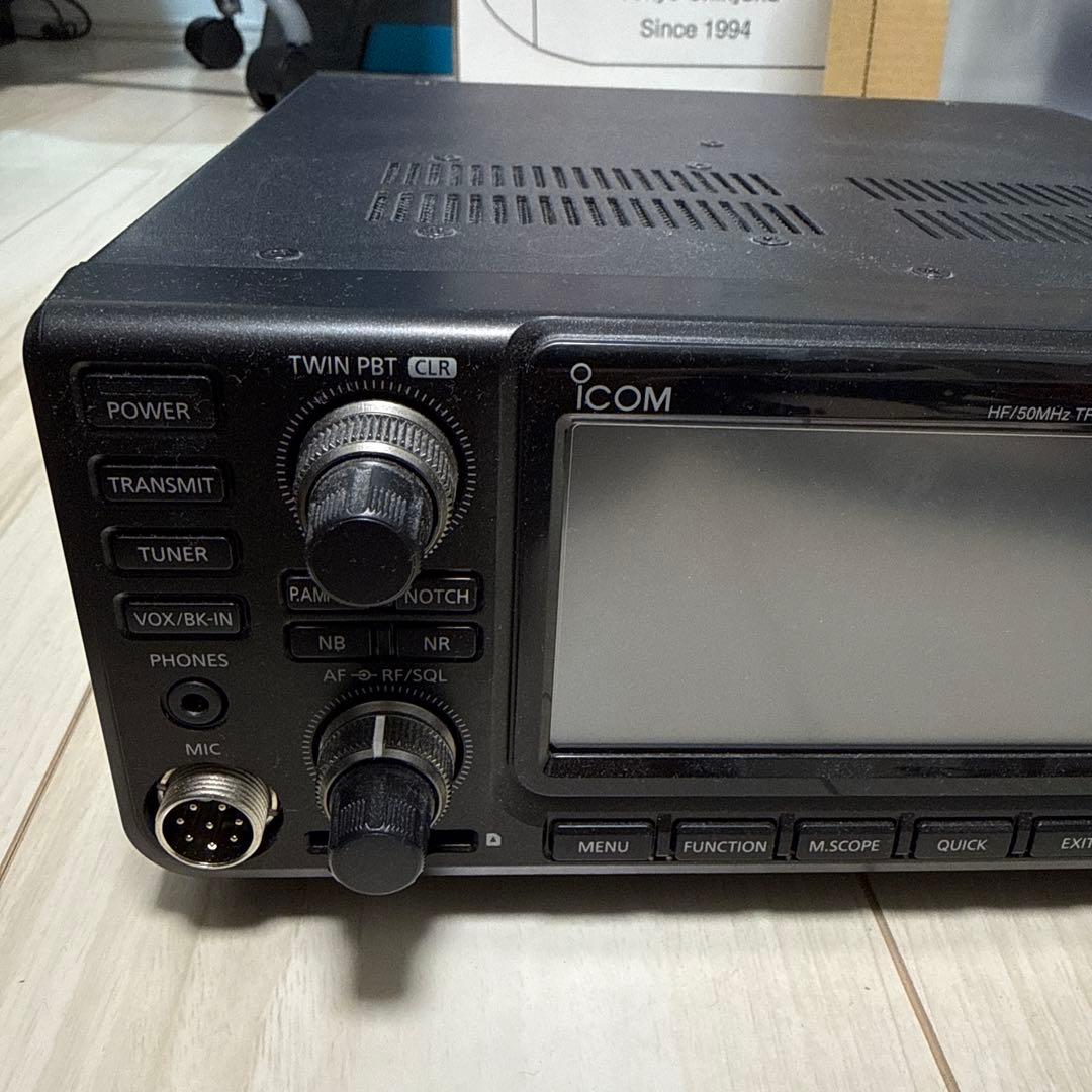 ICOM IC-7300 トランシーバー