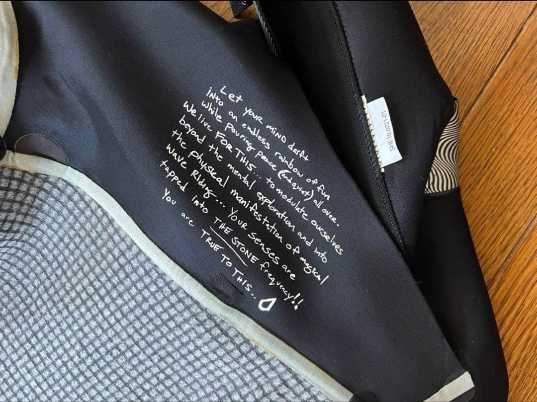 volcom ボルコムウエットスーツ　ジャーフル 2mm