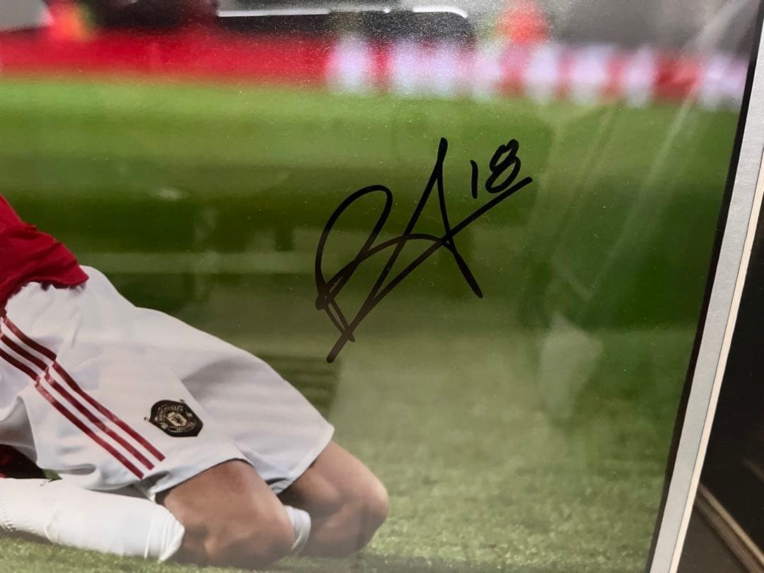 ブルーノフェルナンデス　直筆サインフォト　額装