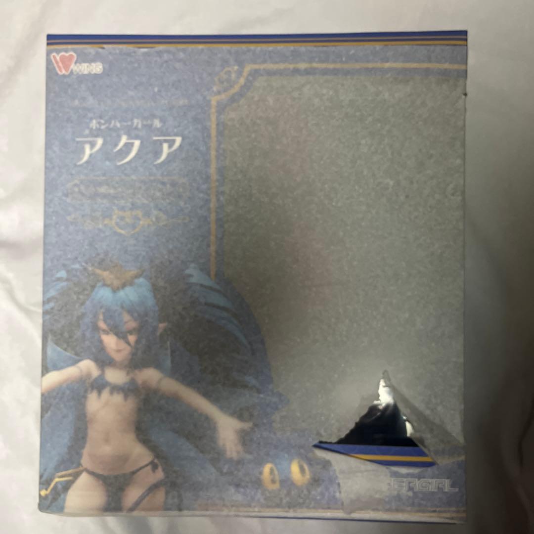 ボンバーガール アクア フィギュア