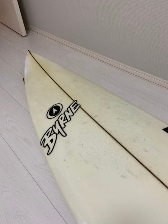 バーンのサーフボード　BYRNE