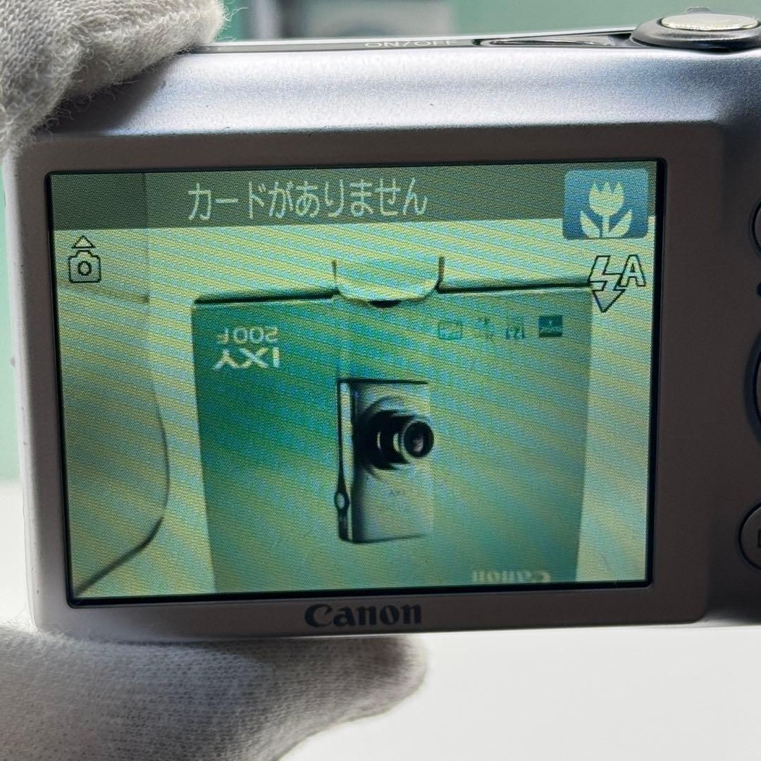Canon キャノン IXY 200F シルバー コンパクトデジタルカメラ 箱付