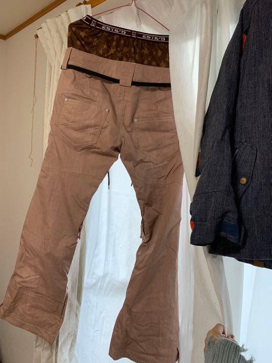 スノボ　ウェア　スノーボード　ピンクウェア