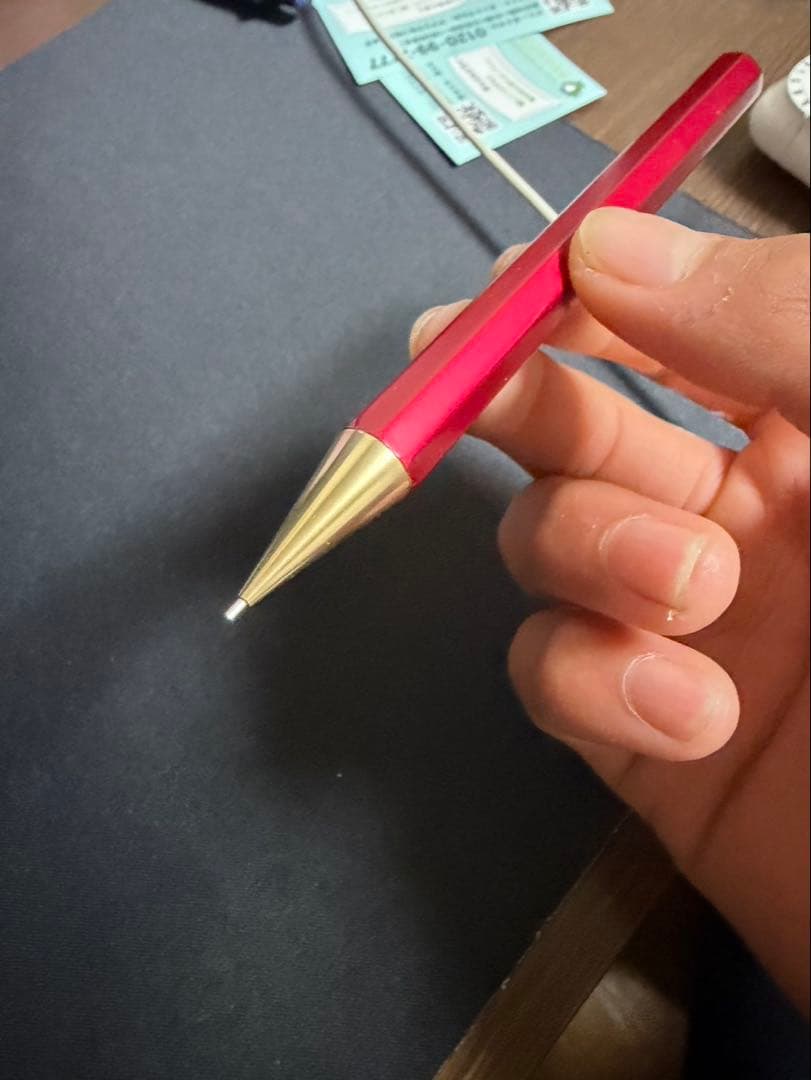 カビェコスペシャルレッド0.7mm