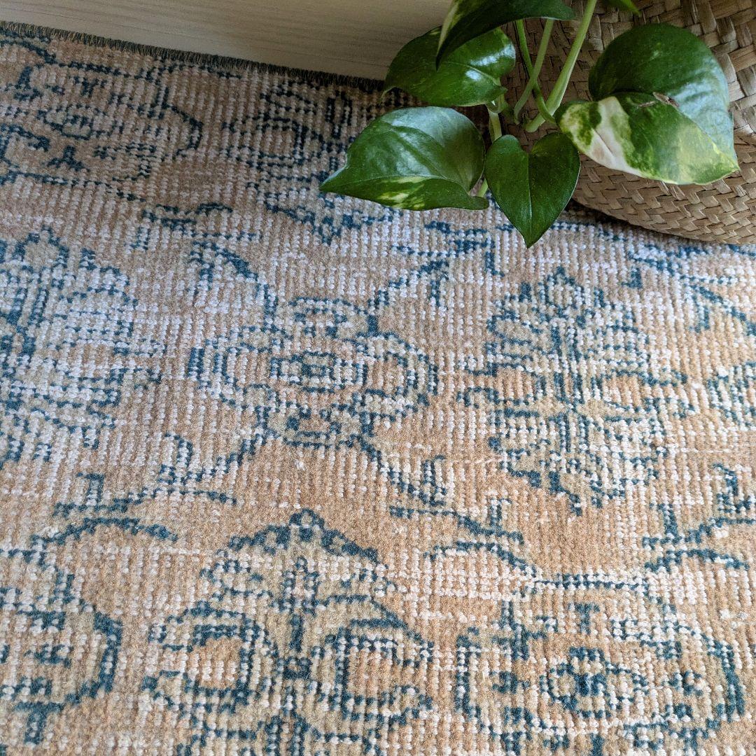 45×77 ベージュ地グリーン紋章柄　トルコヴィンテージラグ（ミニサイズ）