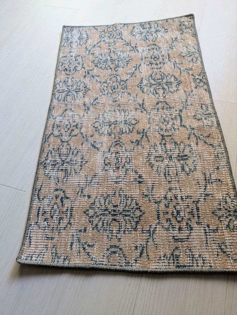 45×77 ベージュ地グリーン紋章柄　トルコヴィンテージラグ（ミニサイズ）