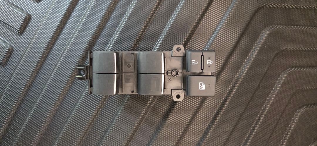 ぴっぴさま専用　RAV4 パワーウインドウスイッチ、ミラースイッチセット