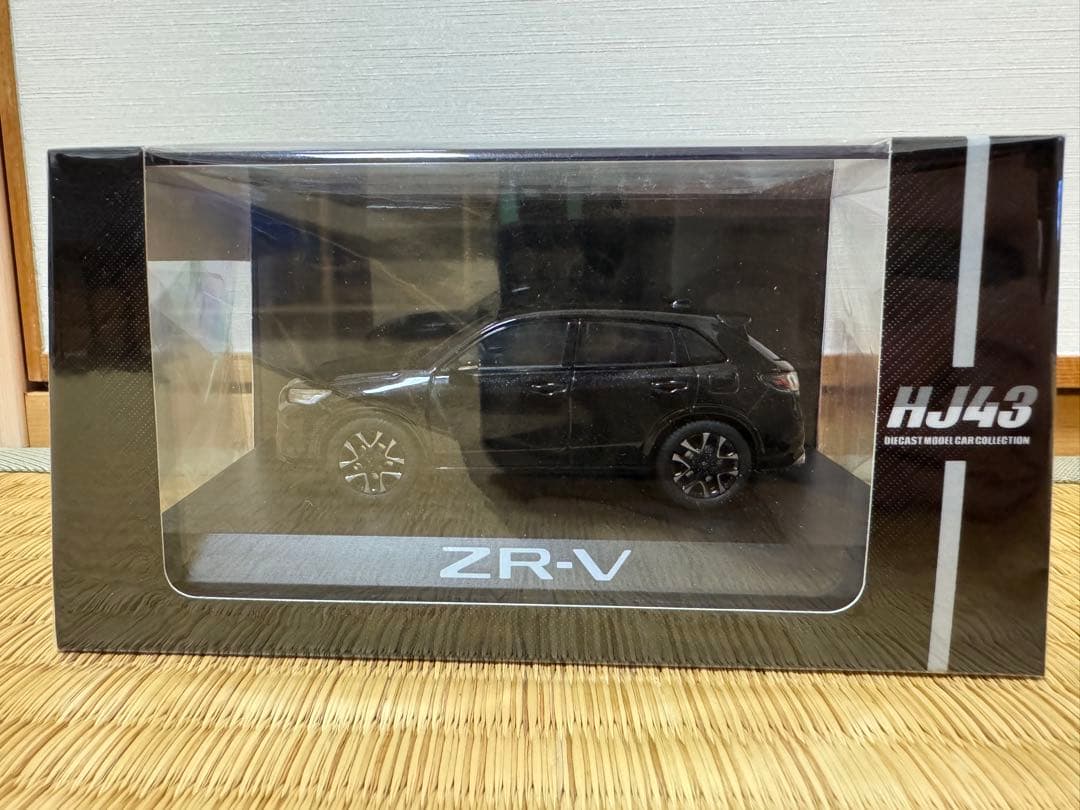 Honda ZR-V e:HEV 1/43スケール ミニカー