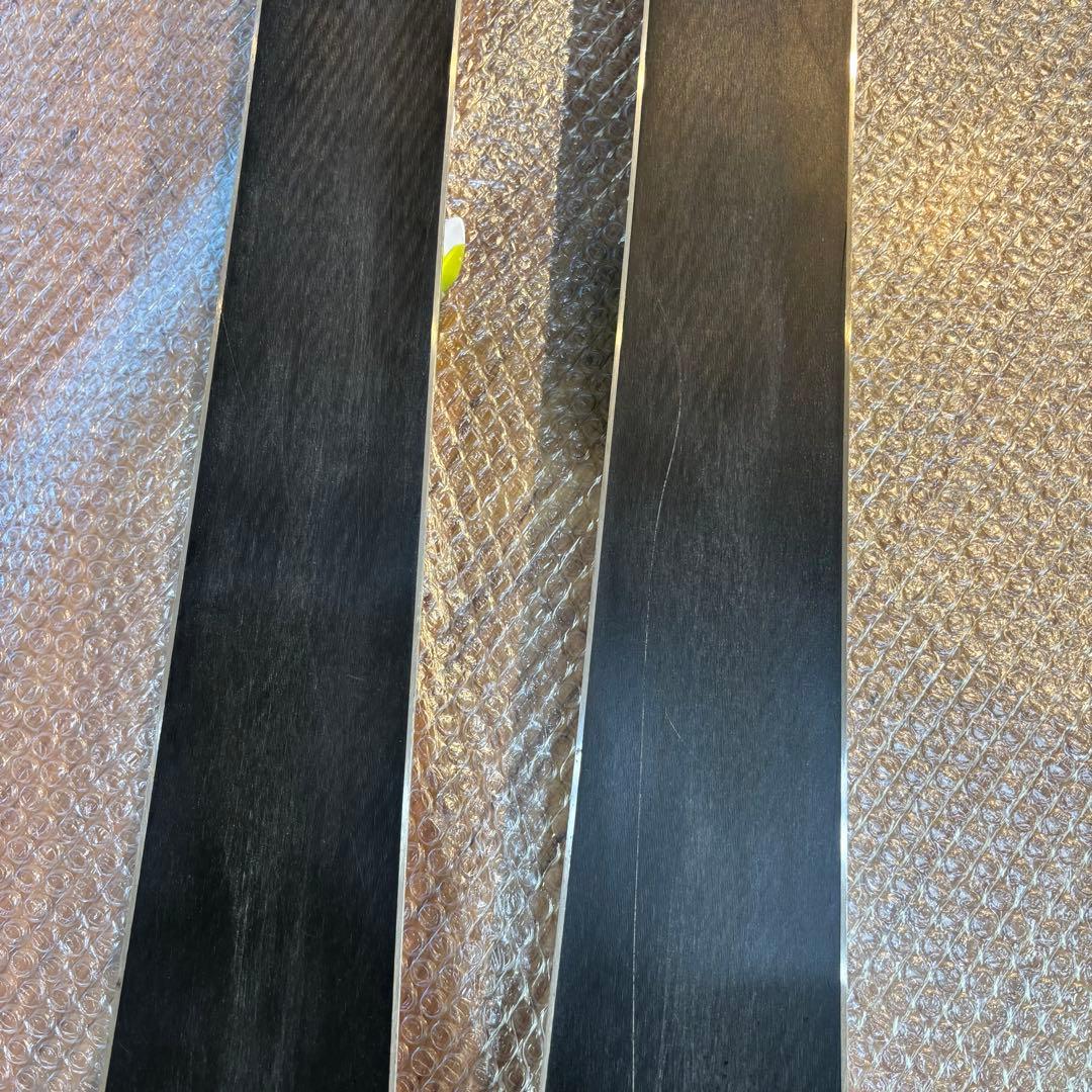 ROSSIGNOL FAMOUS2 スキー板 ロシニョール　カービングスキー