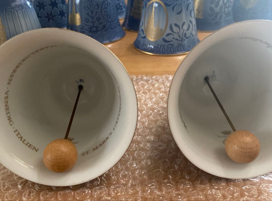 ロイヤルコペンハーゲン イヤーベルNo.303