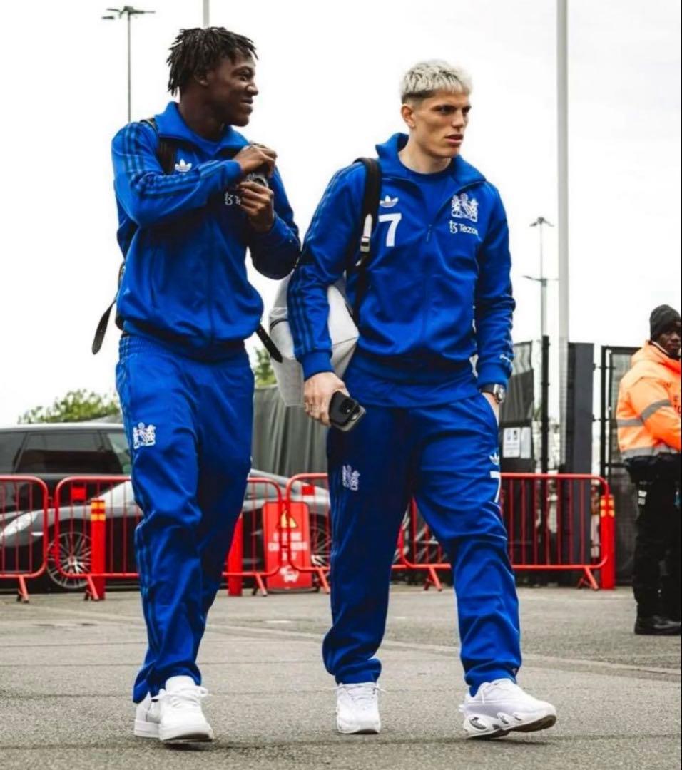 adidas originals マンチェスターユナイテッド　ジャージ