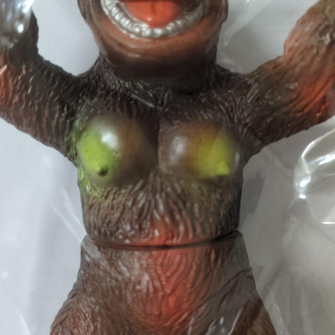 ぶたのはな　ソフト焼き玩具　ミニ恐竜シリーズ　ゴリラ　(色ブラウン)