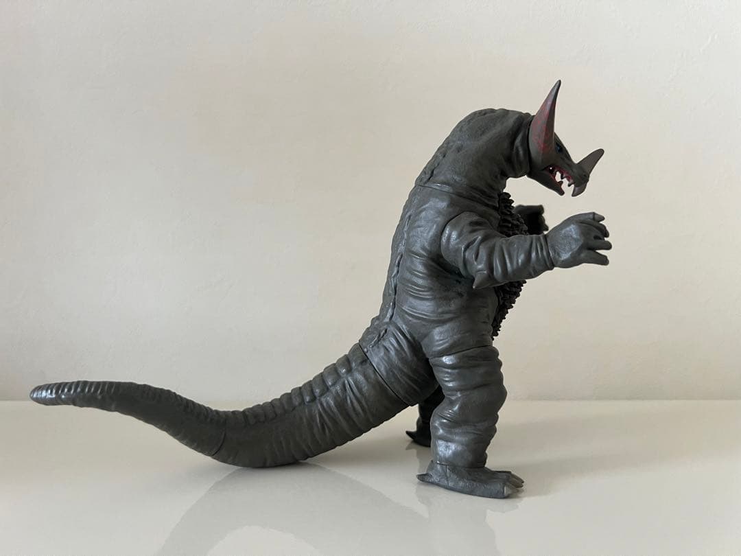 究極アルティメットルミナス　ゴモラ　プレミアムバンダイ限定