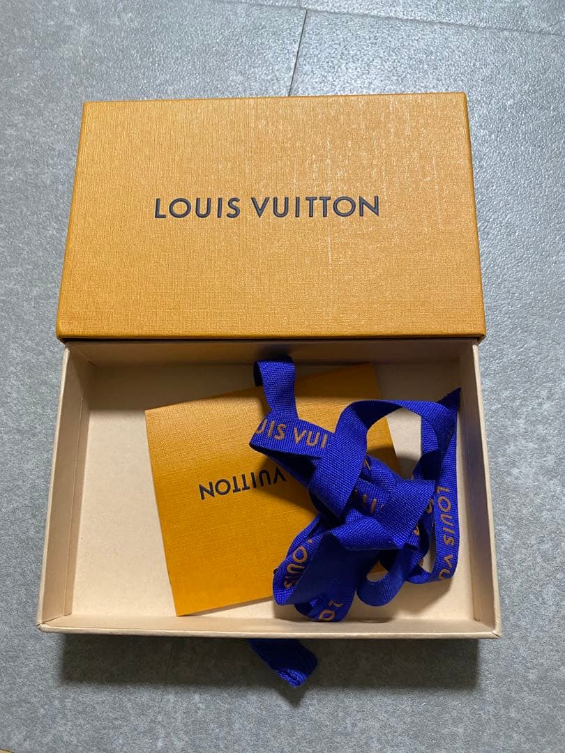 LOUIS VUITTON ブラックレザー キーホルダー