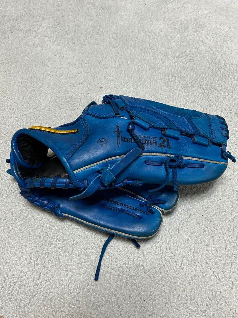 Nike ナイキ軟式野球グローブ 青　岩隈モデル　おまけ付き