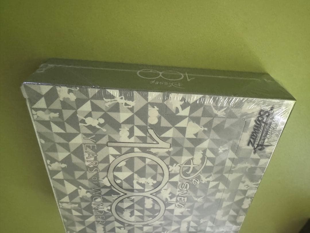 Disney100 新品未開封シュリンク付き　ヴァイスシュヴァルツ