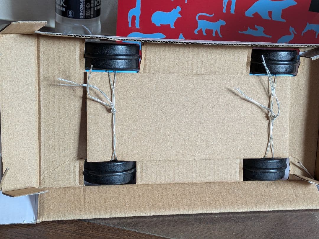 新品オルセー美術館　ポンポン　木製おもちゃ　シロクマ　パリ　お土産　シロクマ