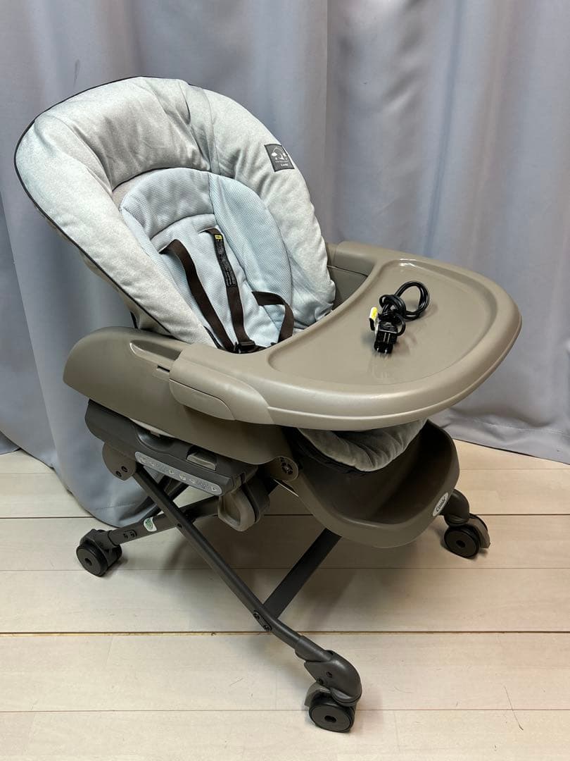 コンビ　ネムリラ オートスイング LM　電動ハイローチェア