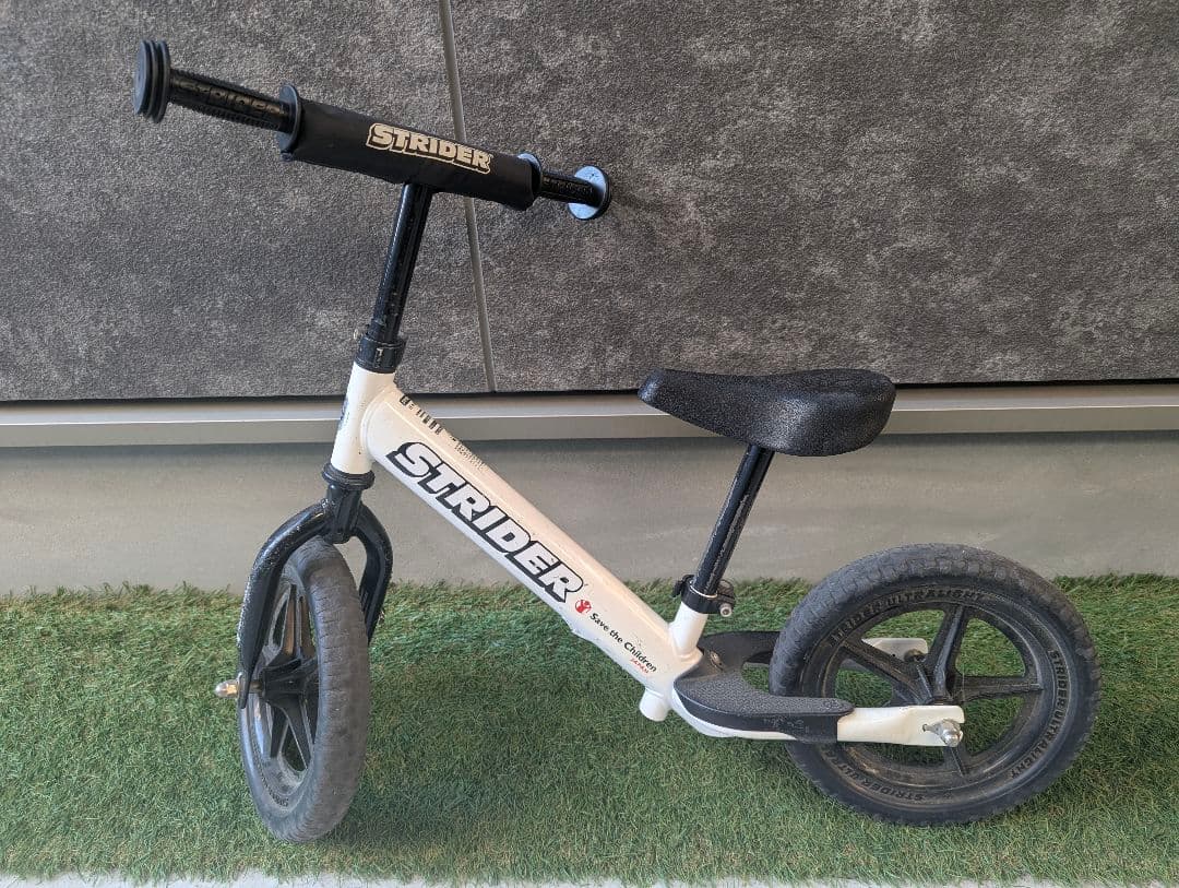 STRIDER バランスバイク Save the Children　ストライダー