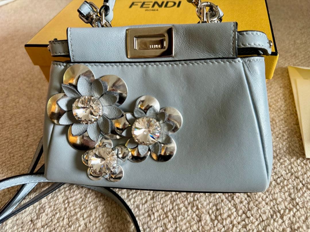 トムさん専用⭐︎美品☆FENDIフェンディ☆ピーカブー☆マイクロ⭐︎