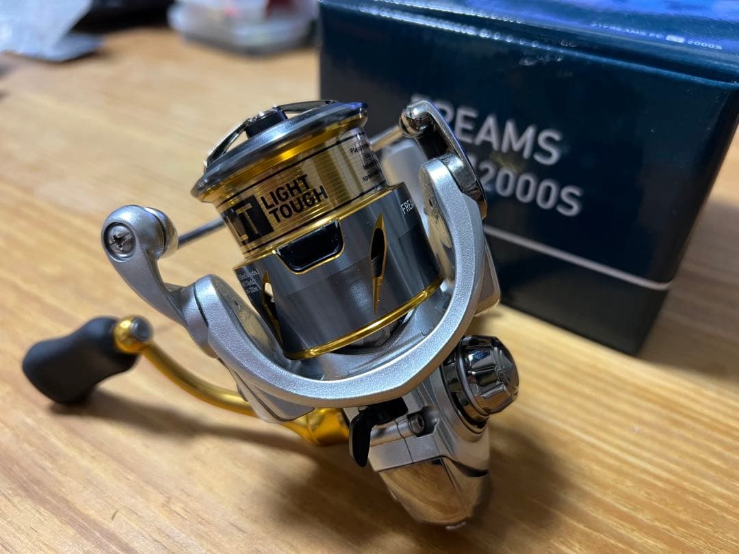 21 フリームス LT2000S ゴメクサスリールスタンド付✨️釣行2回のみ✨️