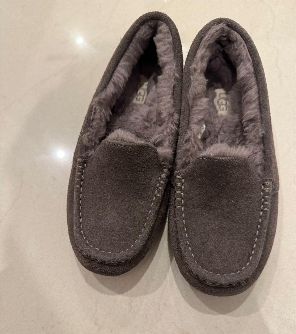 秋桜様UGG ブラウングレー モカシン