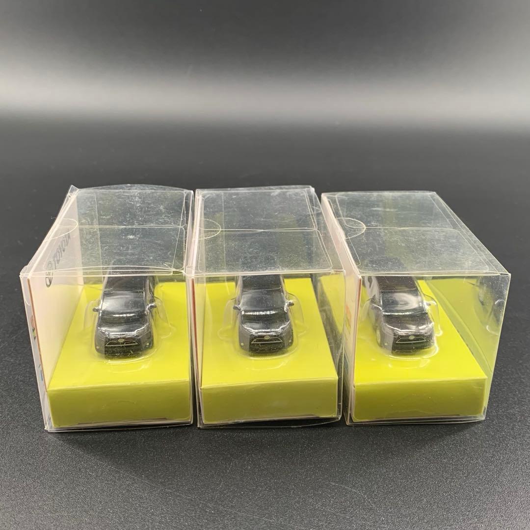 TOYOTA SIENTA トヨタ シエンタ ミニカー キーホルダー