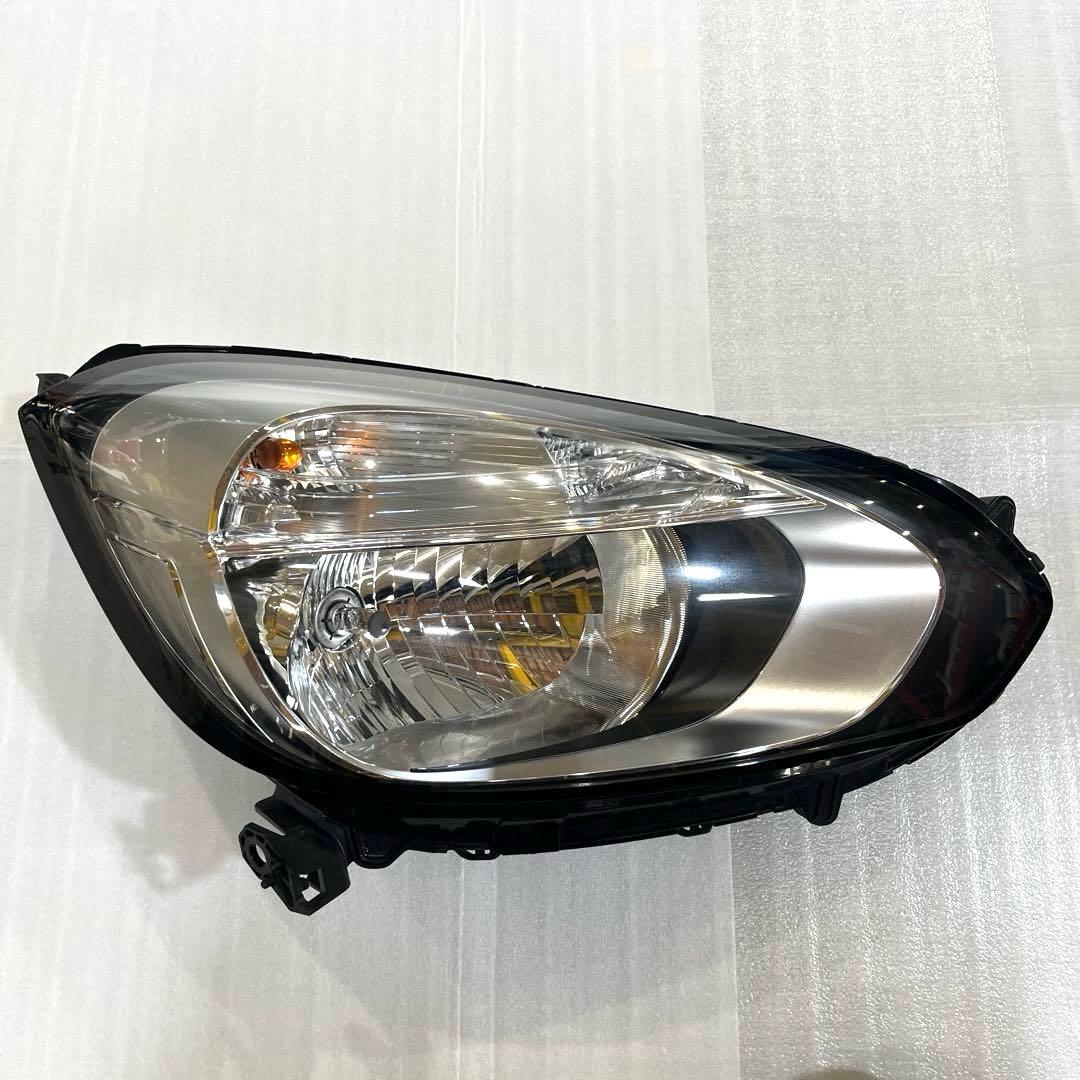 フィット 純正ヘッドライト右 GR1