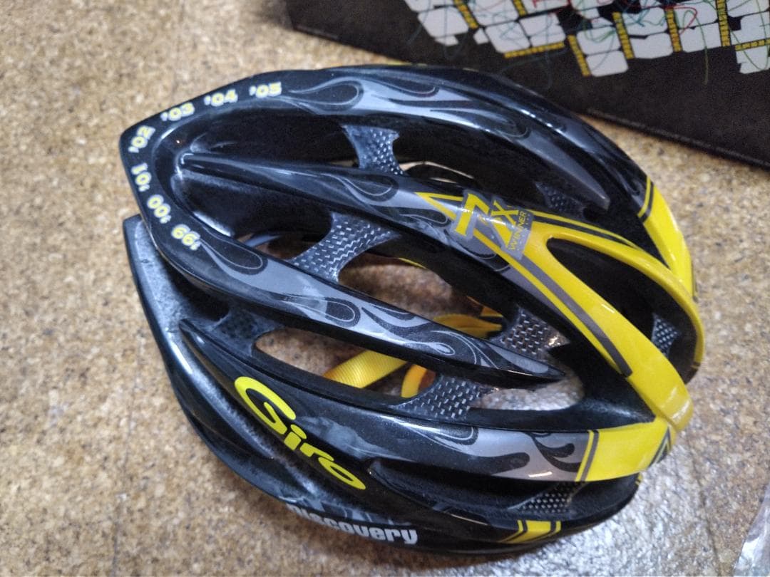 GIRO ジロ　ヘルメット　アームストロング　Lサイズ　中古