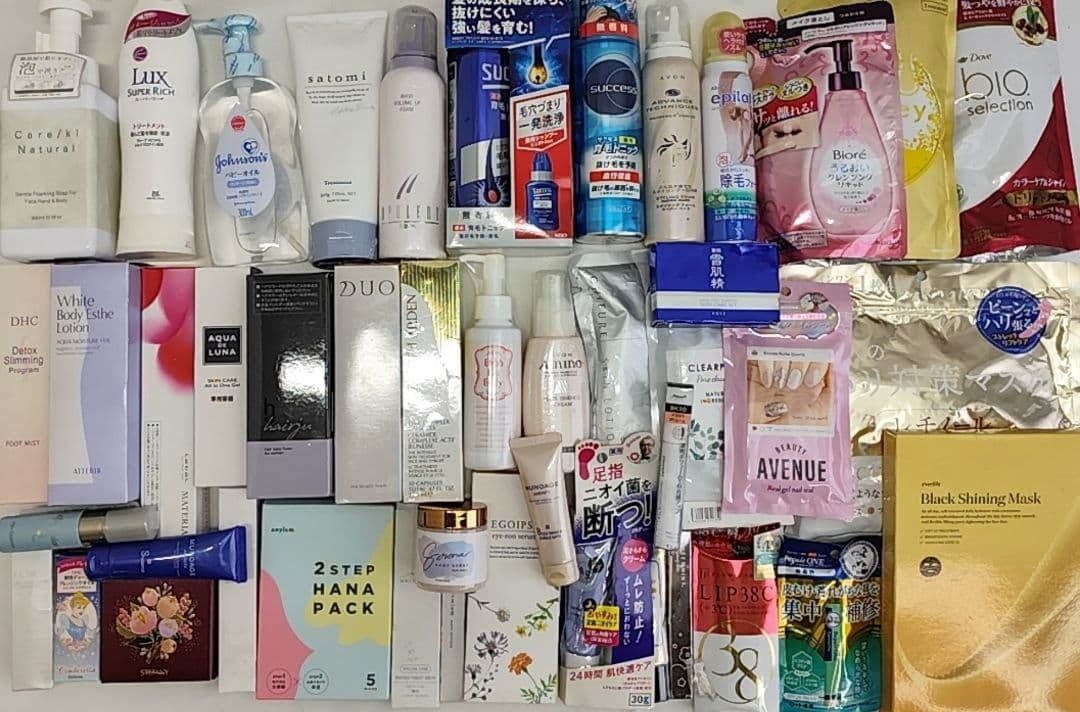 新品未使用　化粧品など大量まとめ売り（基礎化粧 スキンケアヘアケアコスメその他）