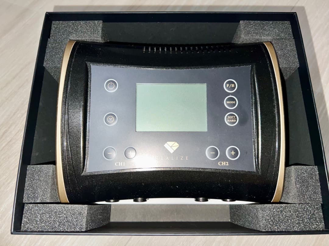 美品 スリムビューティハウス リアライズ EMS 顔用Vスティック未使用