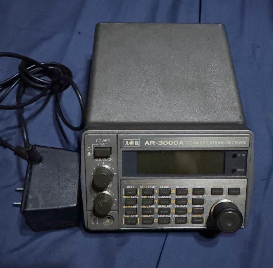 AOR AR-3000A 受信機　作動品
