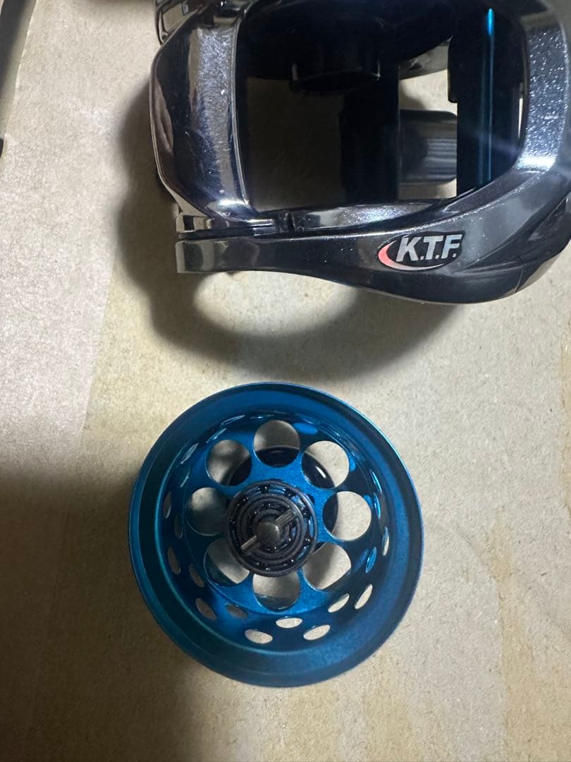 SHINSETSUTEINEI K.T.F. ベイトリール 青