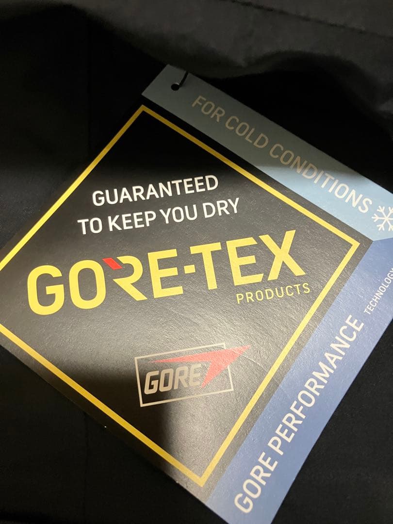 ダイワゴアテックスコンビアップウィンタースーツ　12月31日まで値引き中