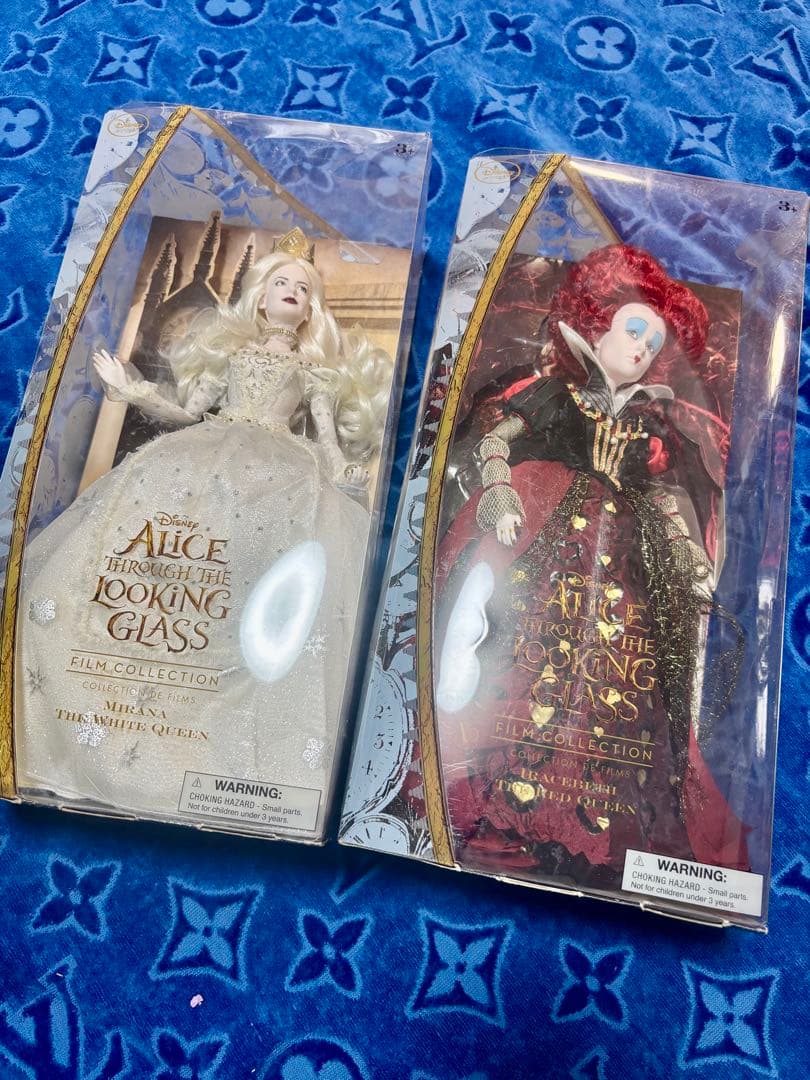 アリスインワンダーランド フィギュア2体セット　白の女王　赤の女王