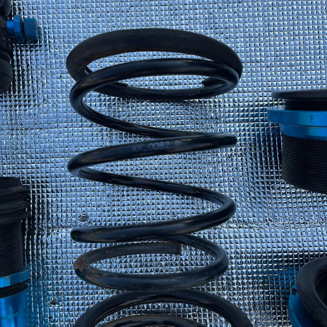 イデアル　l350タント　車高調