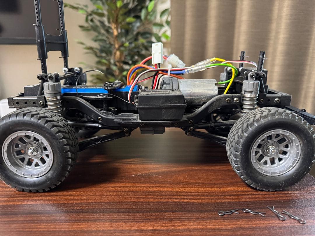 かたやん　タミヤ　CC-02 ランドクルーザー40