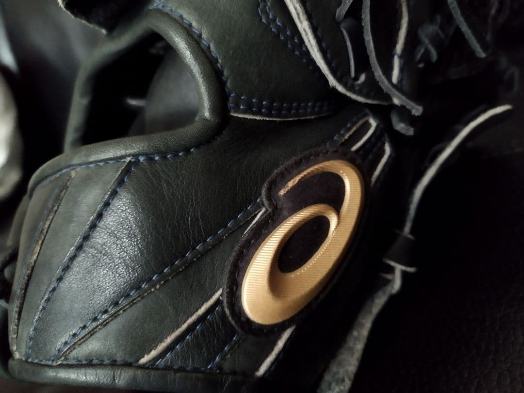 ASICS GOLDSTAGE 少年軟式グローブ Black 投手 ピッチャー