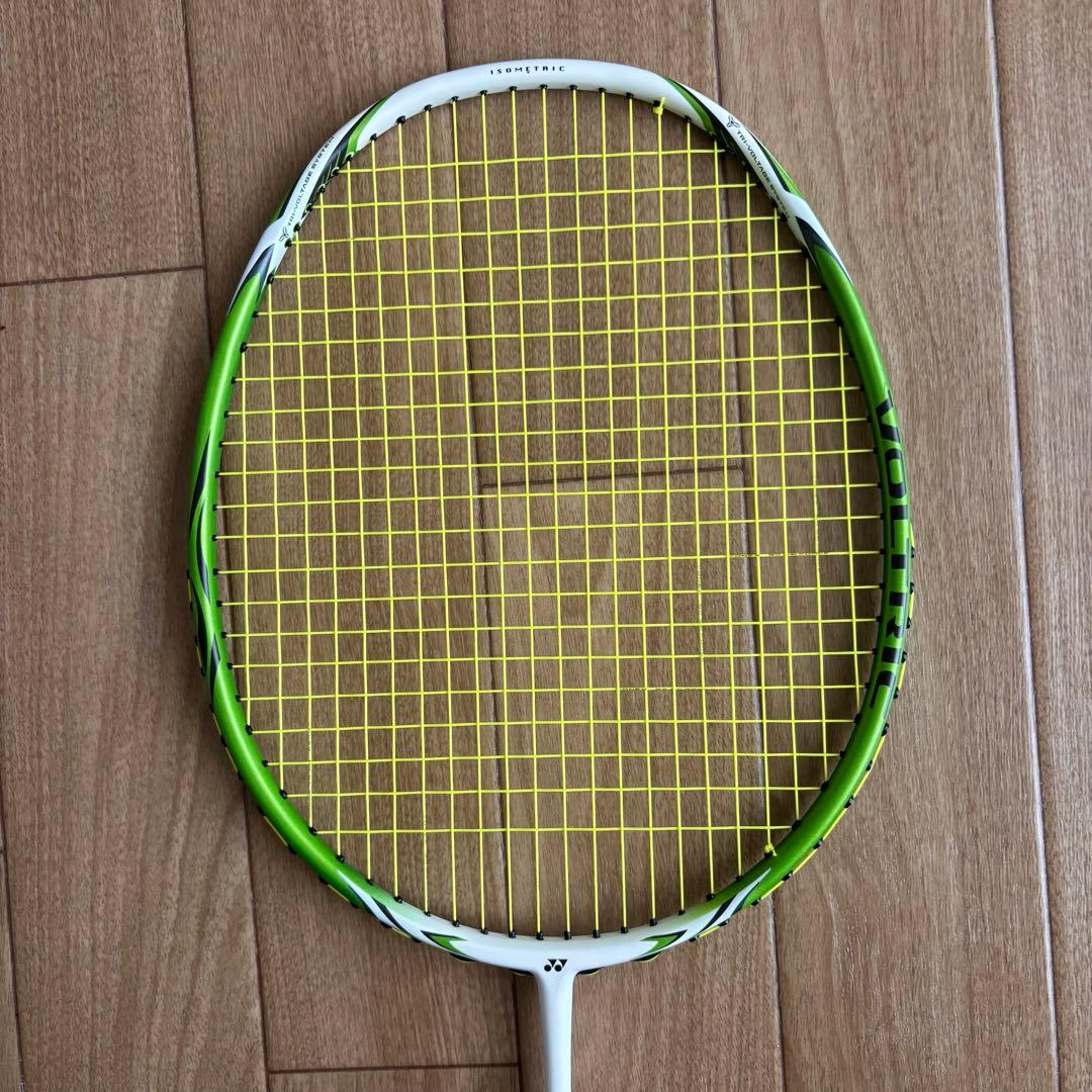 美品⭐️YONEXバドミントンラケットケース付き